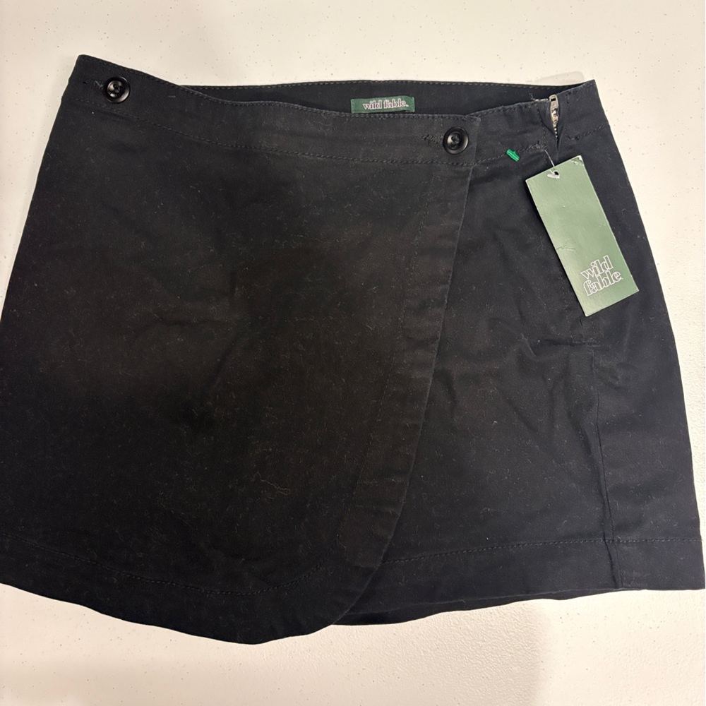 Wild Fable Black Button Skort size 4